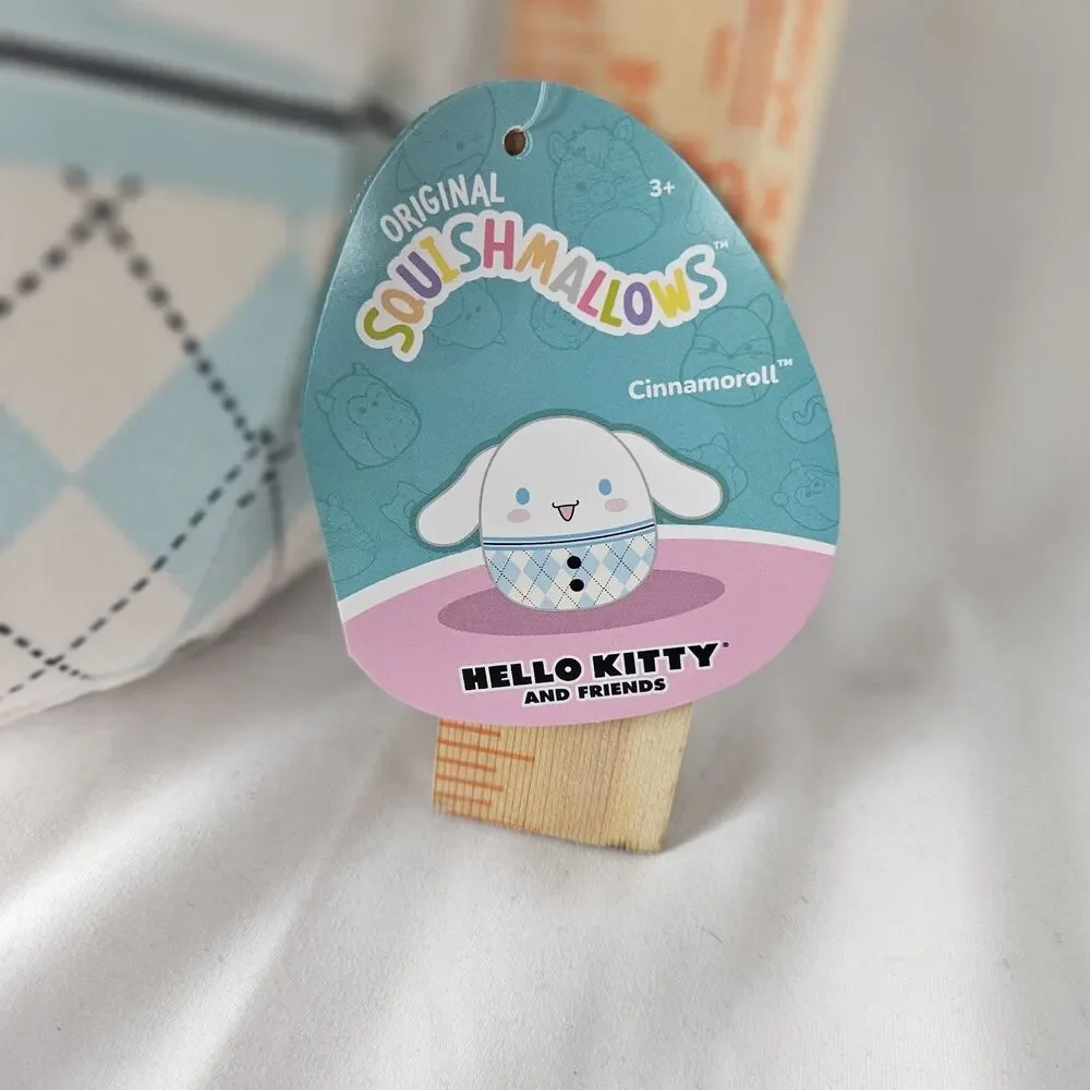 Squishmallows 8 Hello Kitty Cinnamoroll Plaid